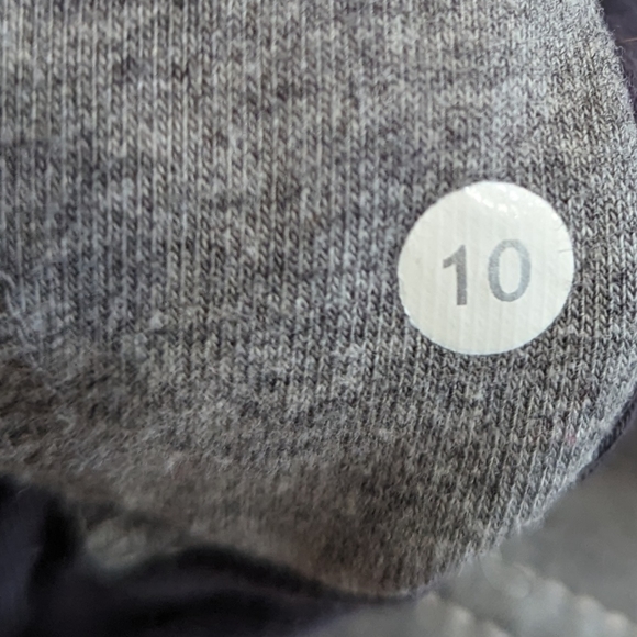 Lululemon Awareness Wrap [10] - Picture 8 of 9